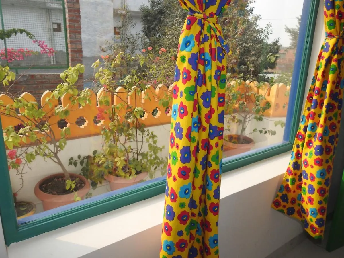 Coral Country Homestay Agra   Agra (Uttar Pradesh)
