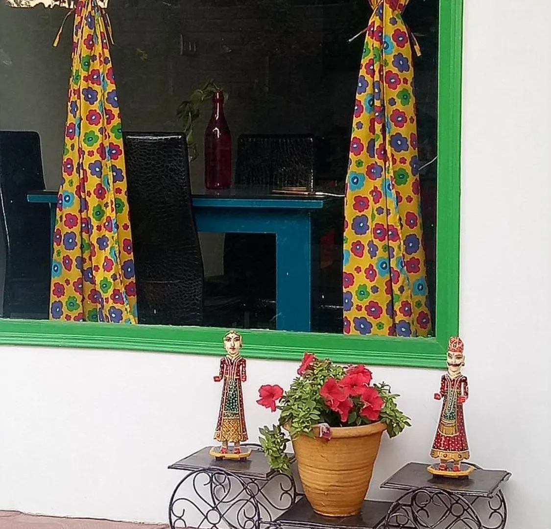 Coral Country Homestay Agra