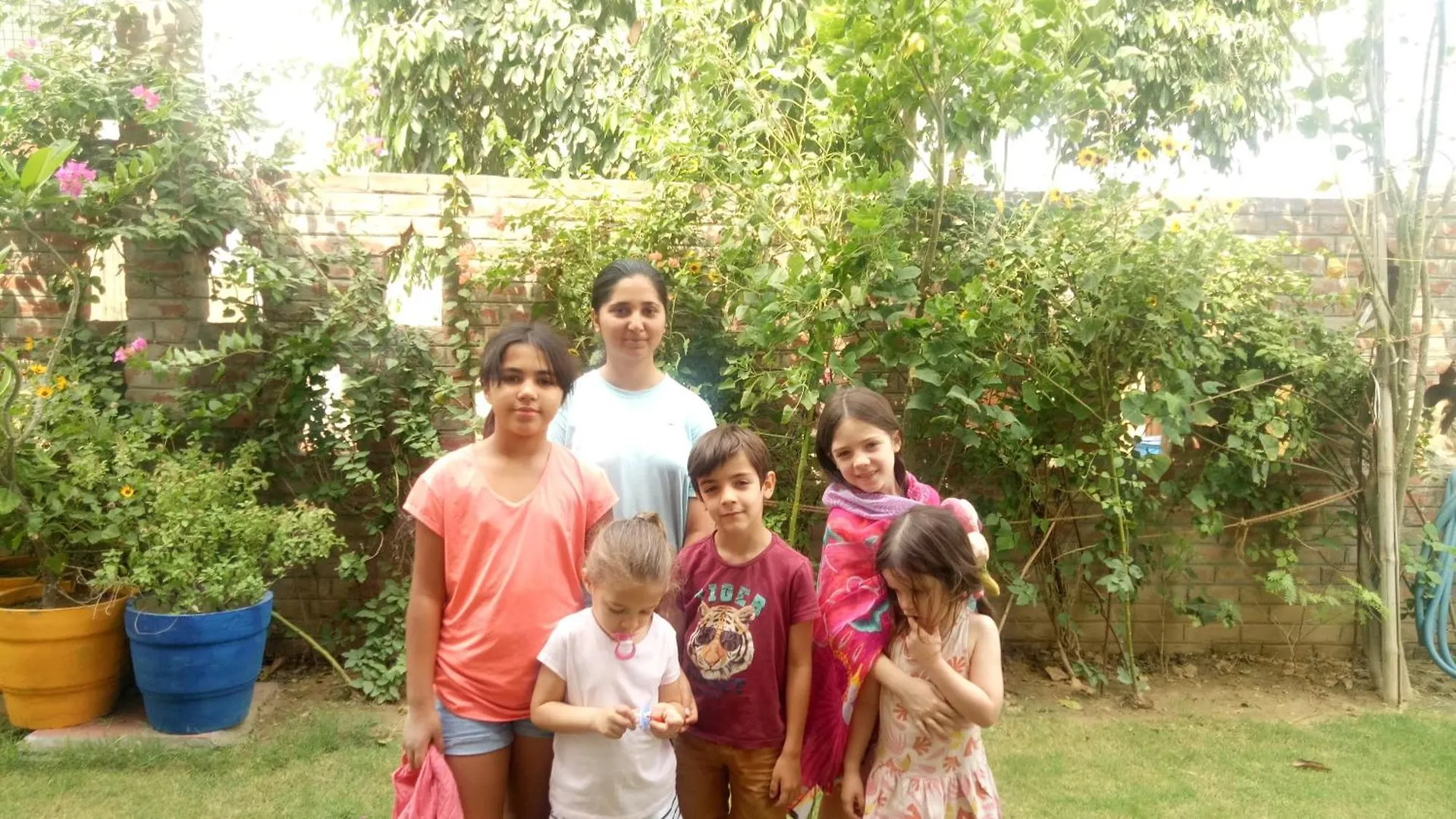 Coral Country Homestay Agra   Agra (Uttar Pradesh)