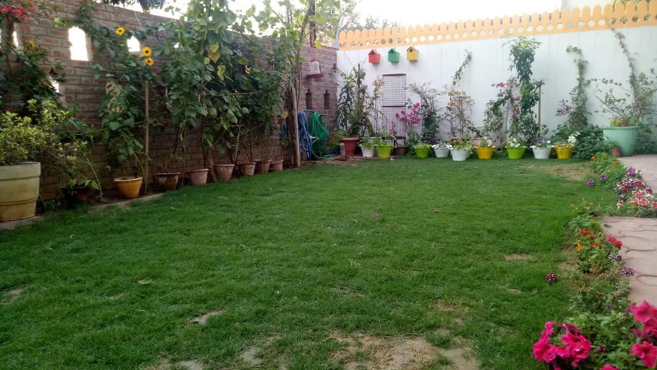Coral Country Homestay Agra  Agra (Uttar Pradesh)