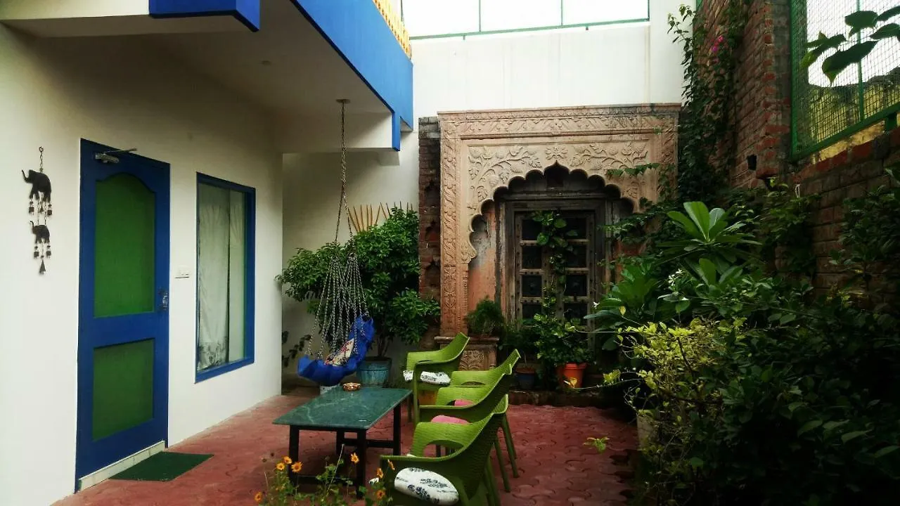 Coral Country Homestay Agra