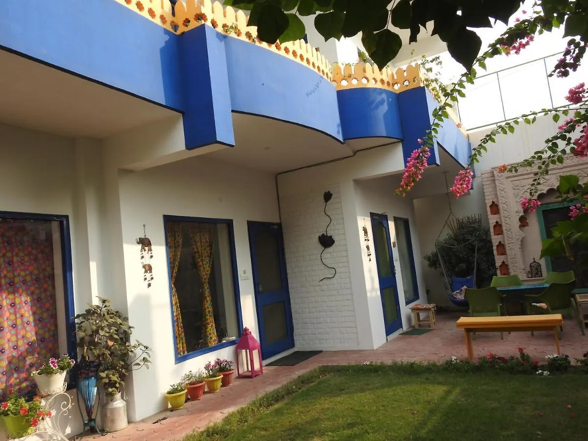 Coral Country Homestay Agra